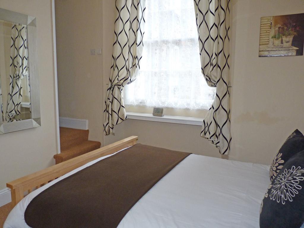 Town Mills Bed & Breakfast Dulverton Oda fotoğraf
